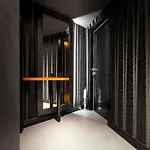 Dezign Superior &