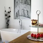 Dezign Superior & 4* Zadar