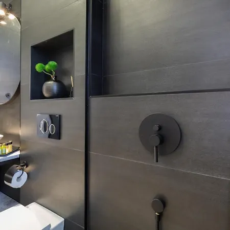 Dezign Superior & Задар