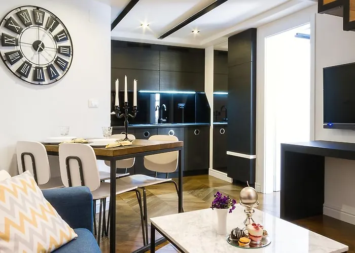 ゲストハウス Dezign Superior & 4*