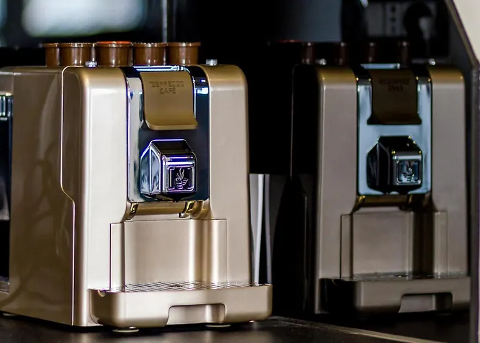 ゲストハウス Dezign Superior & ザダル