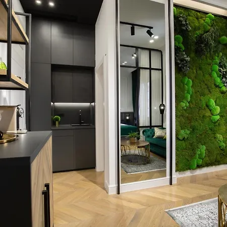 Pensjonat Dezign Superior & 4*