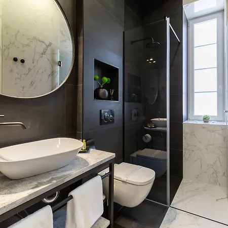 Dezign Superior & 4*