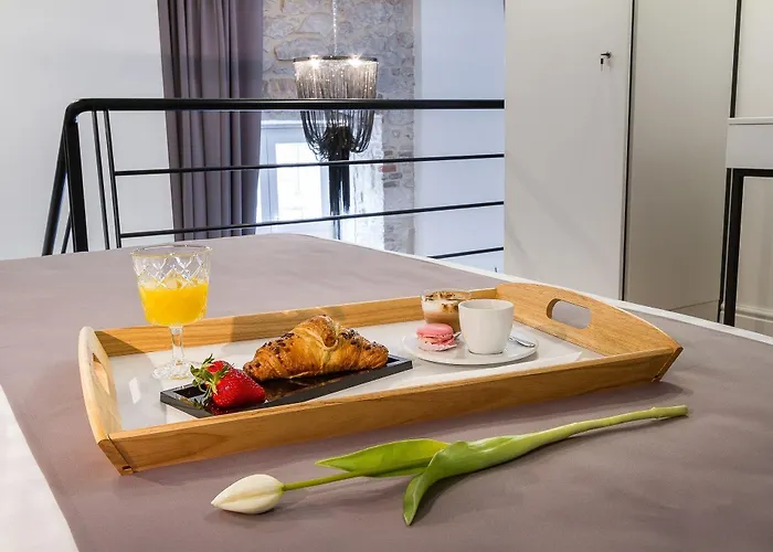 Dezign Superior & 4* 扎达尔