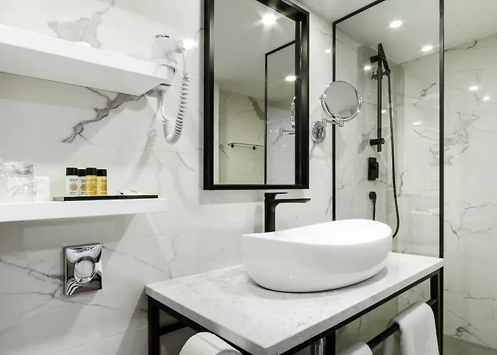 Dezign Superior & ザダル