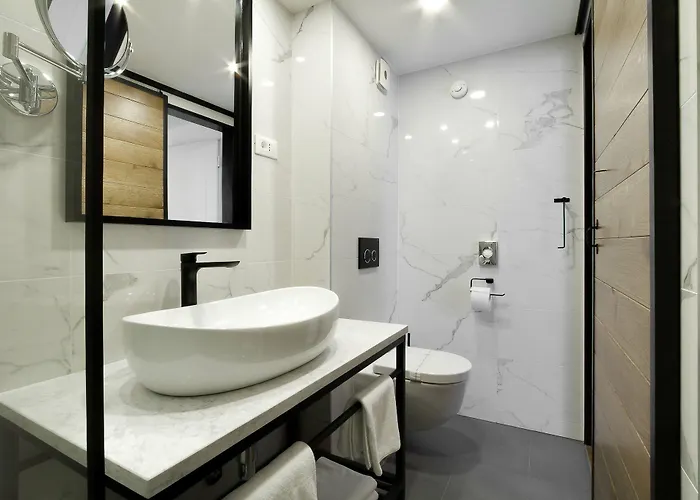 Dezign Superior & 4* ザダル