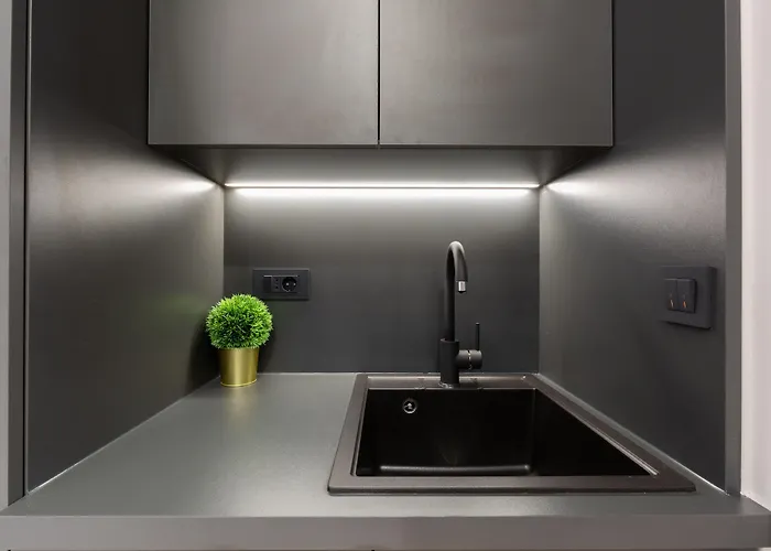 Dezign Superior & ゲストハウス