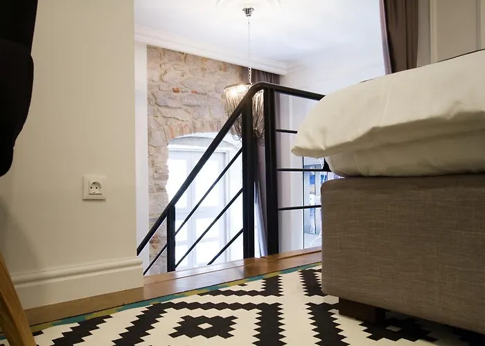 ゲストハウス Dezign Superior & 4*